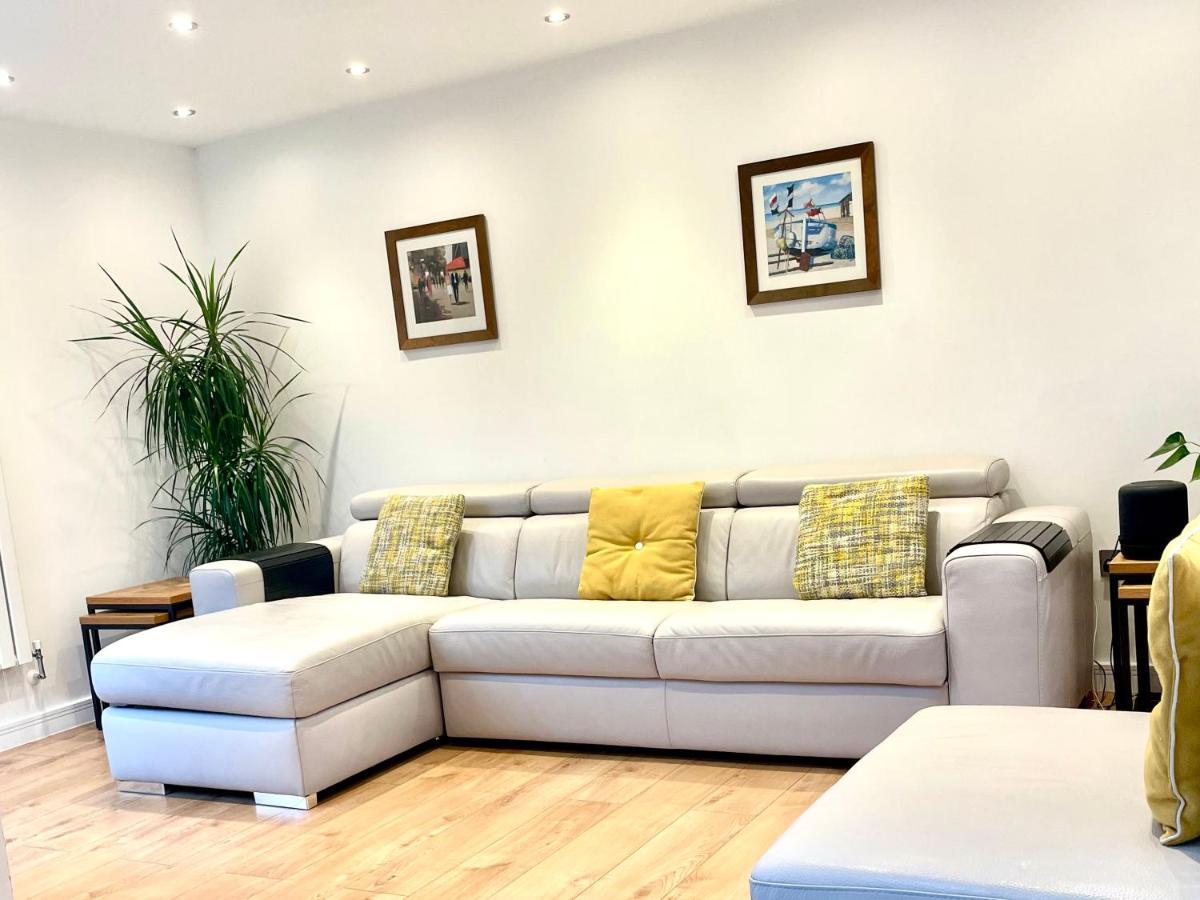 Stunning 1 Bedroom And Double Sofa Bed Near Train Station Southampton Zewnętrze zdjęcie