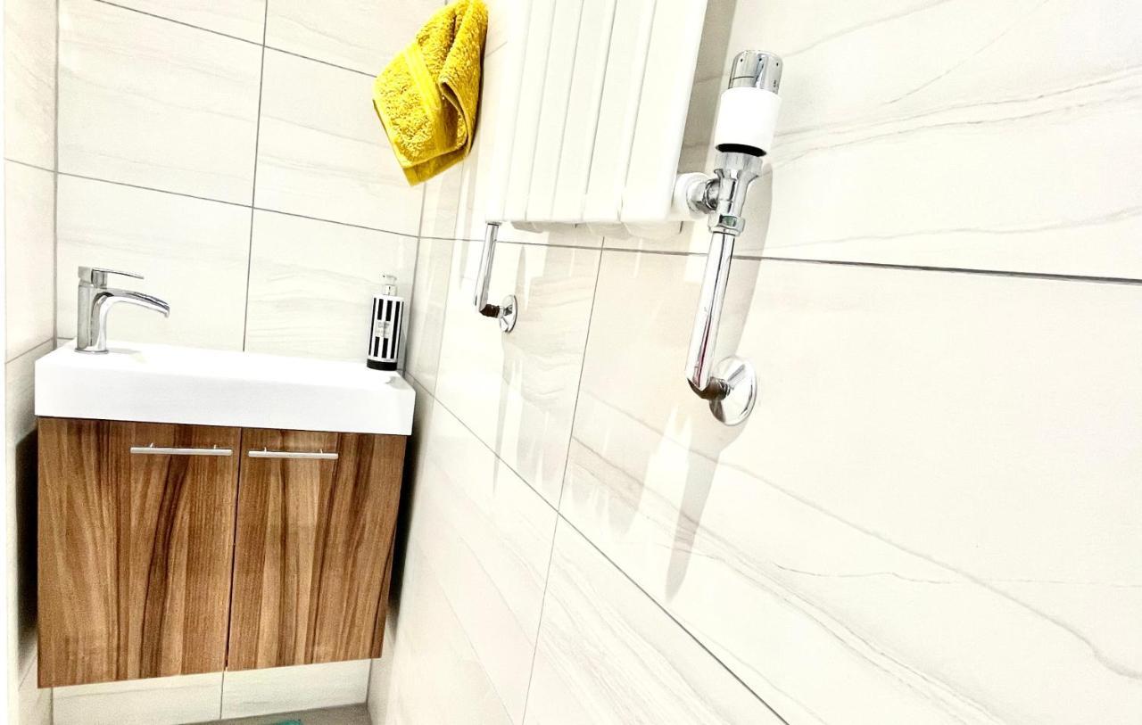 Stunning 1 Bedroom And Double Sofa Bed Near Train Station Southampton Zewnętrze zdjęcie